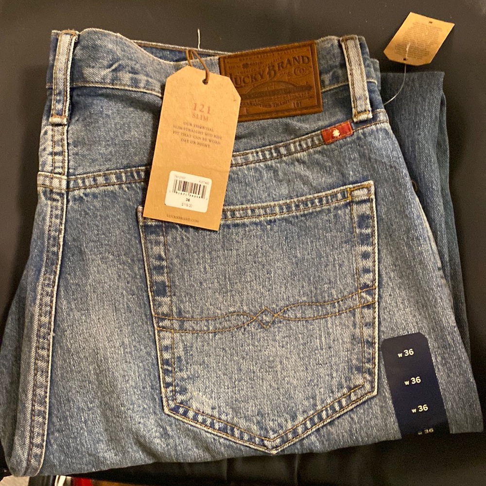 Lucky Brand NWT Men’s Jeans, 36 X 33, 121 Slim